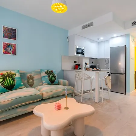 Heart With Patio , By Cazul Apartment